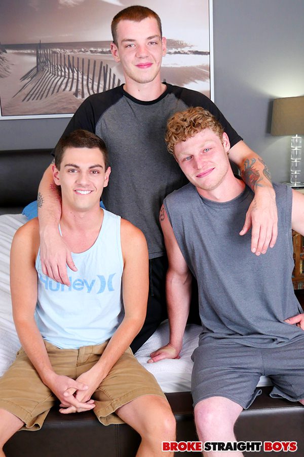 Threesome Cum Kissing - BSB Bareback Threesome â€“ Tyler, Ryan & Levi | DICK DETECTIVE